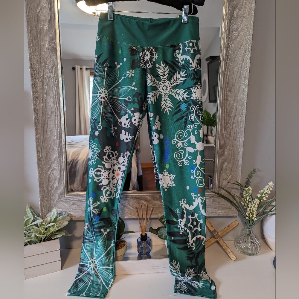 🎄 Christmas Snow Flake Holiday leggings size S